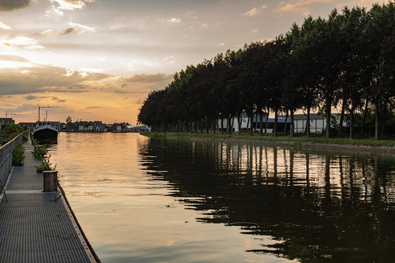 Villa Veld En Velo Bree Exteriér fotografie